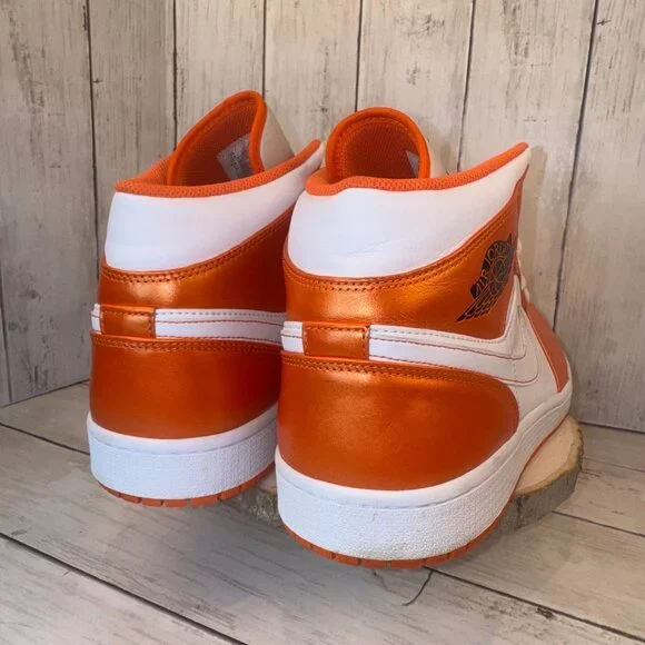 Nike Men's Air Jordan 1 SE Mid Electro Orange White Retro Size 14 (DM3531-800) - Picture 4 of 9